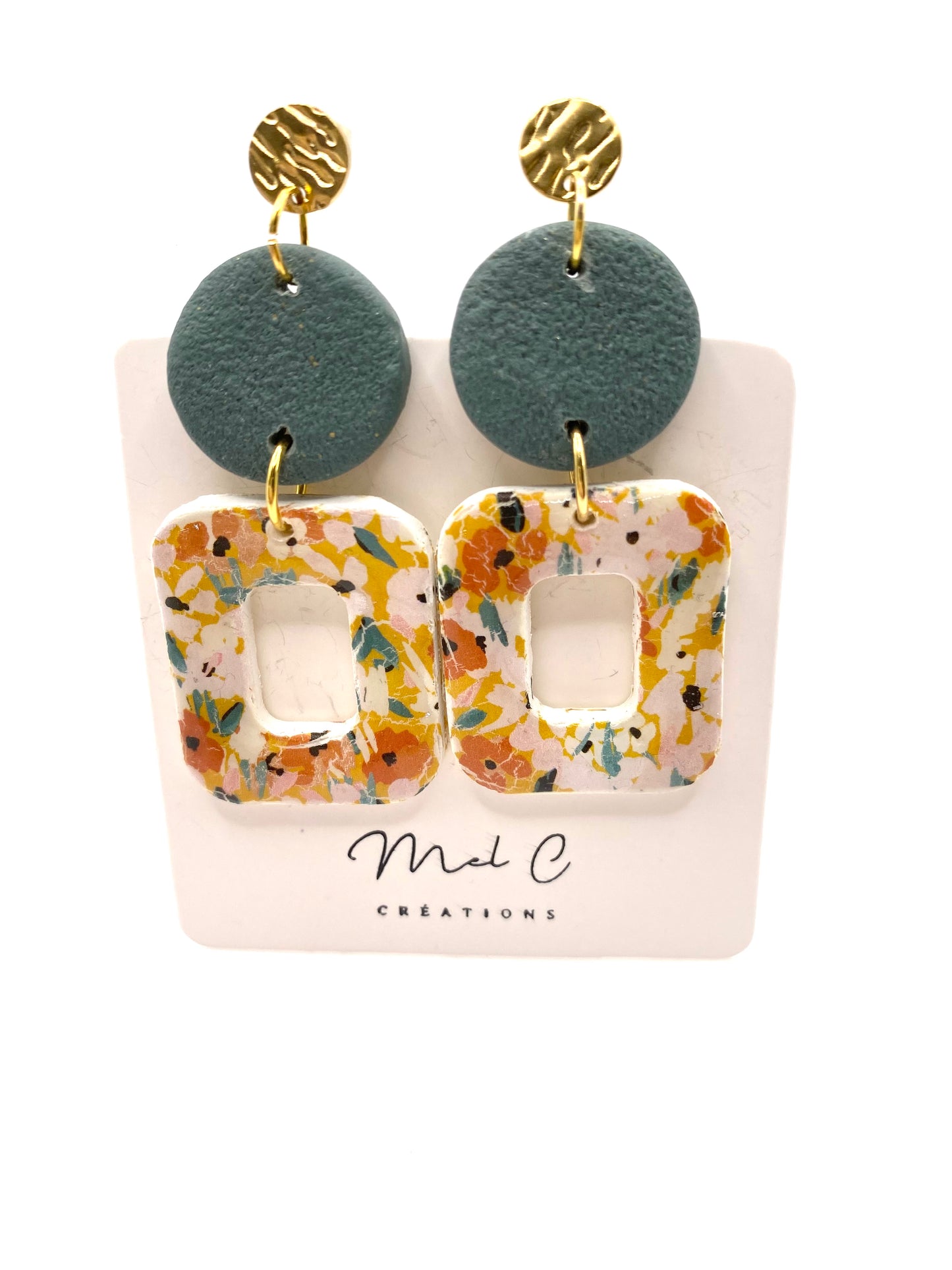 Boucles oreilles